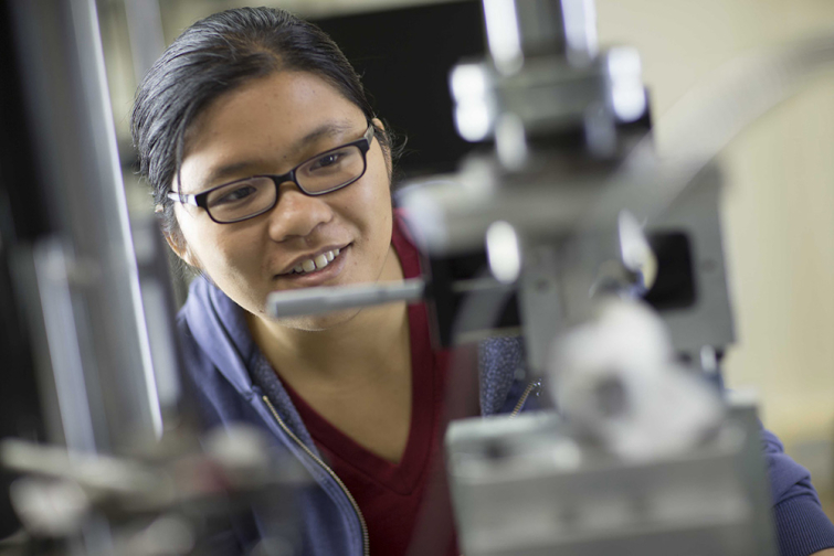 mechanical engineering student working in the lab